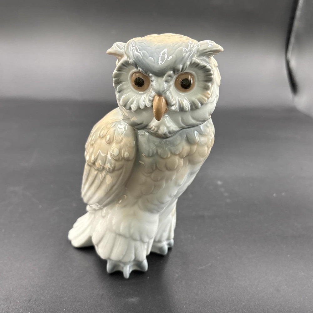 Retired Nao by Lladro Daisa Porcelain OWL Gray & White 7" Spain Shiny